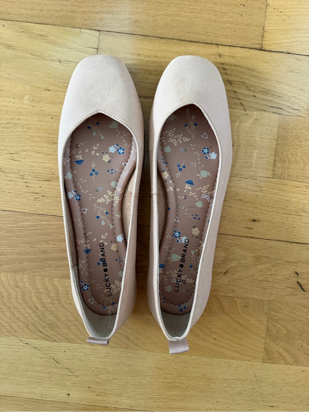 Lucky Brand light pink / nude flats